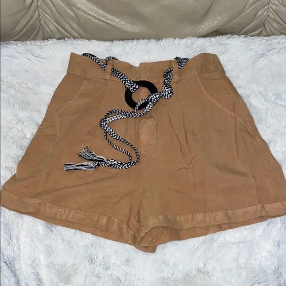 NWT Topshop Tan High Waist Shorts with Rope Belt. Size 8. - Picture 1 of 4